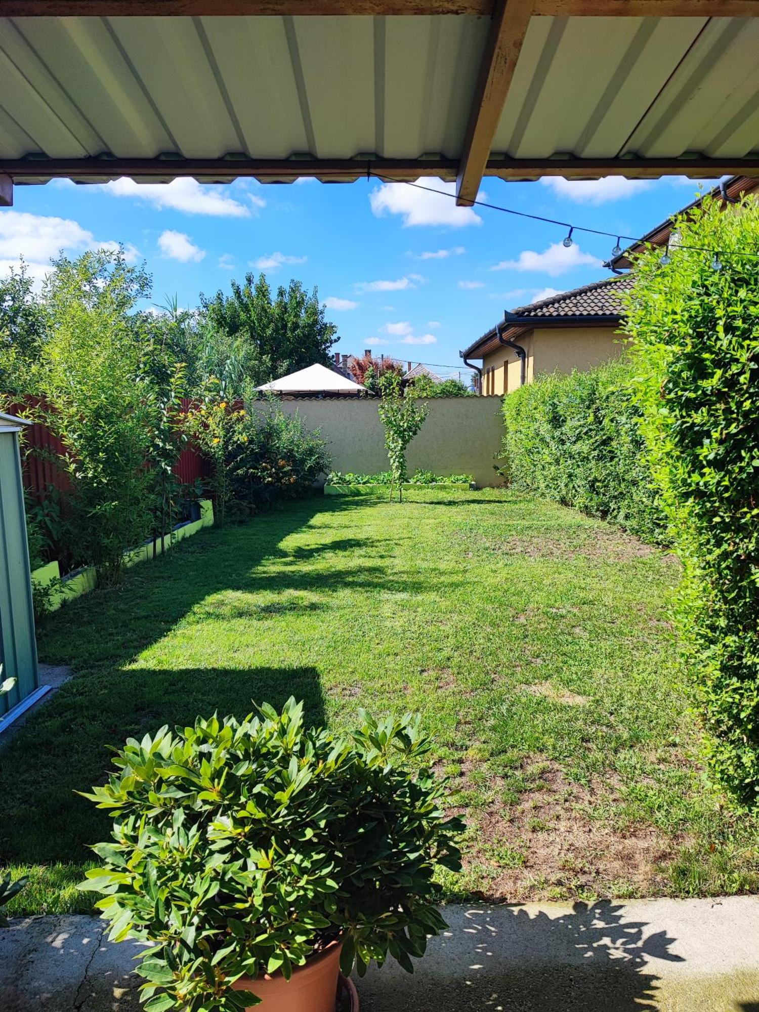 Szaffi Apartman Hajduszoboszlo Exterior photo